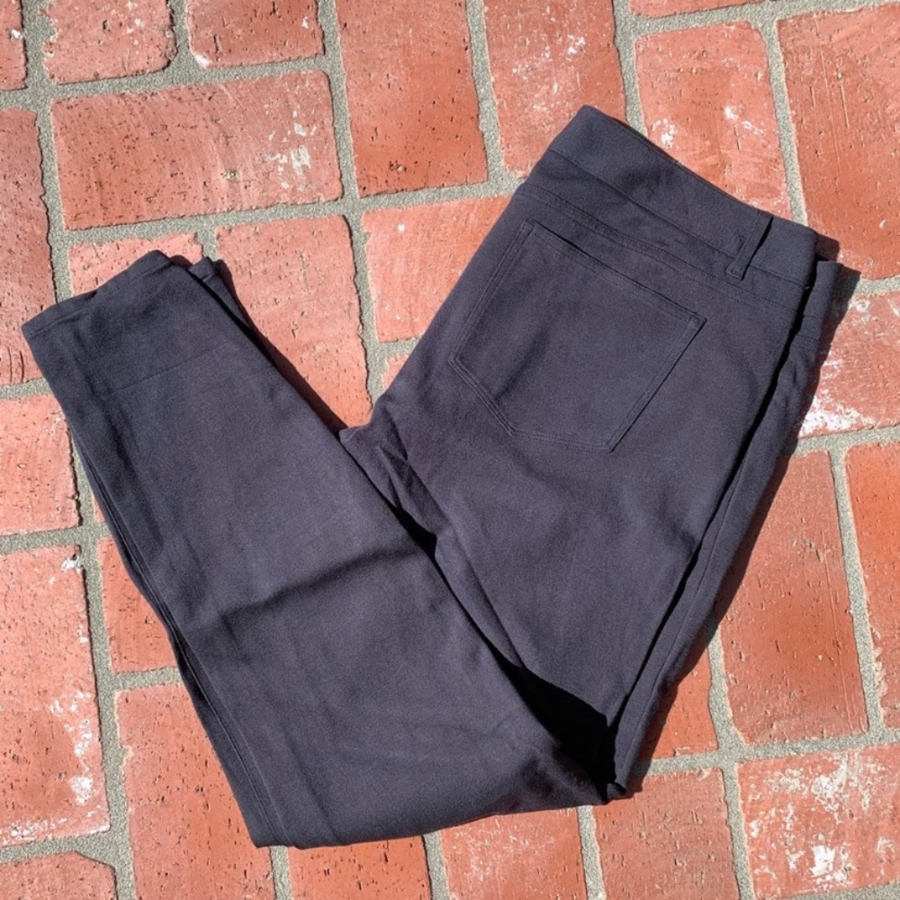 NWT Paige Jeggings Size 32